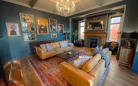 Selworthy - Luxury 3 Bedroom Apartment